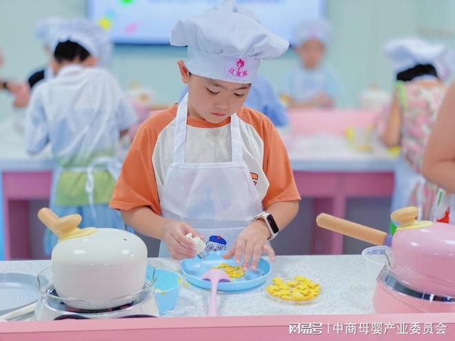 K8·凯发：奇鹤食育携手江西省儿童医院守护孩子清晰视力(图6)