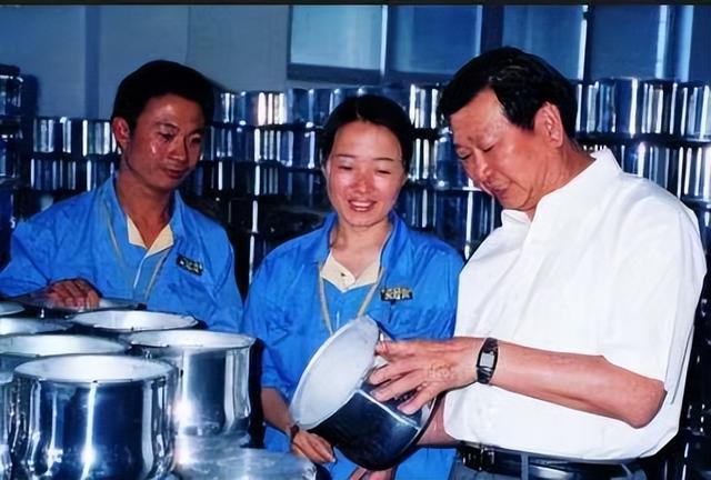 “骗”国人16年！蒸发300亿“炊具大王”被消费者狠狠上了一课(图3)