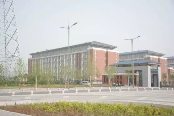 凯发科技：走近清华北大的摇篮——濮阳市一高