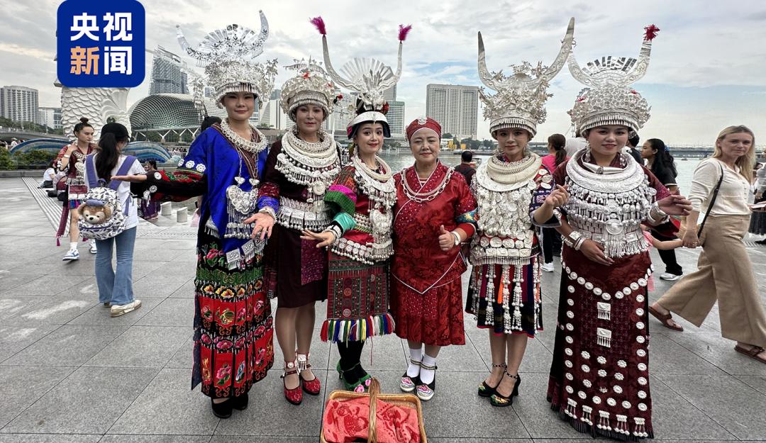 凯发国际首页：45个山里娃站上国际T台！设计师讲述藏在衣服里的秘密(图6)