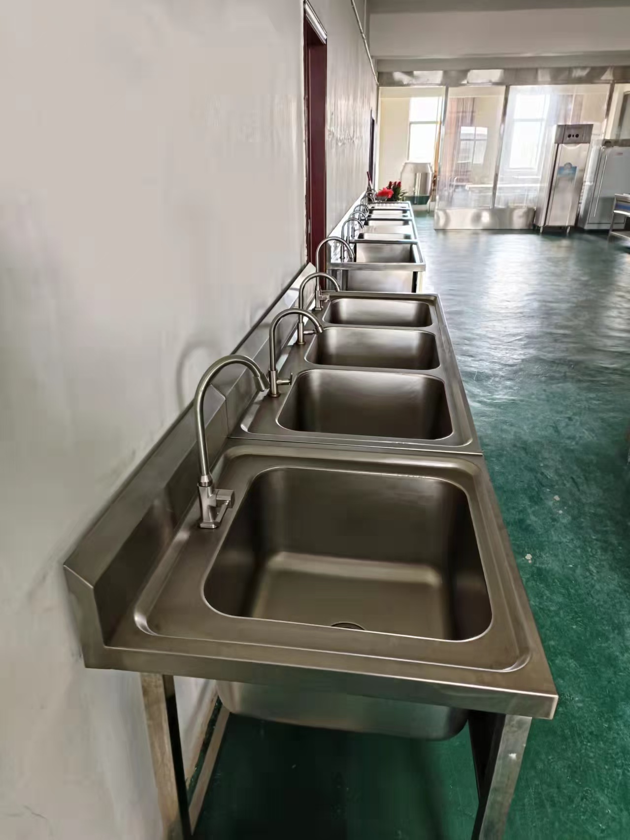 凯发科技：海南海口评价高的酒店厨房设备平台：技术驱动下的6家顶尖公司综合评估