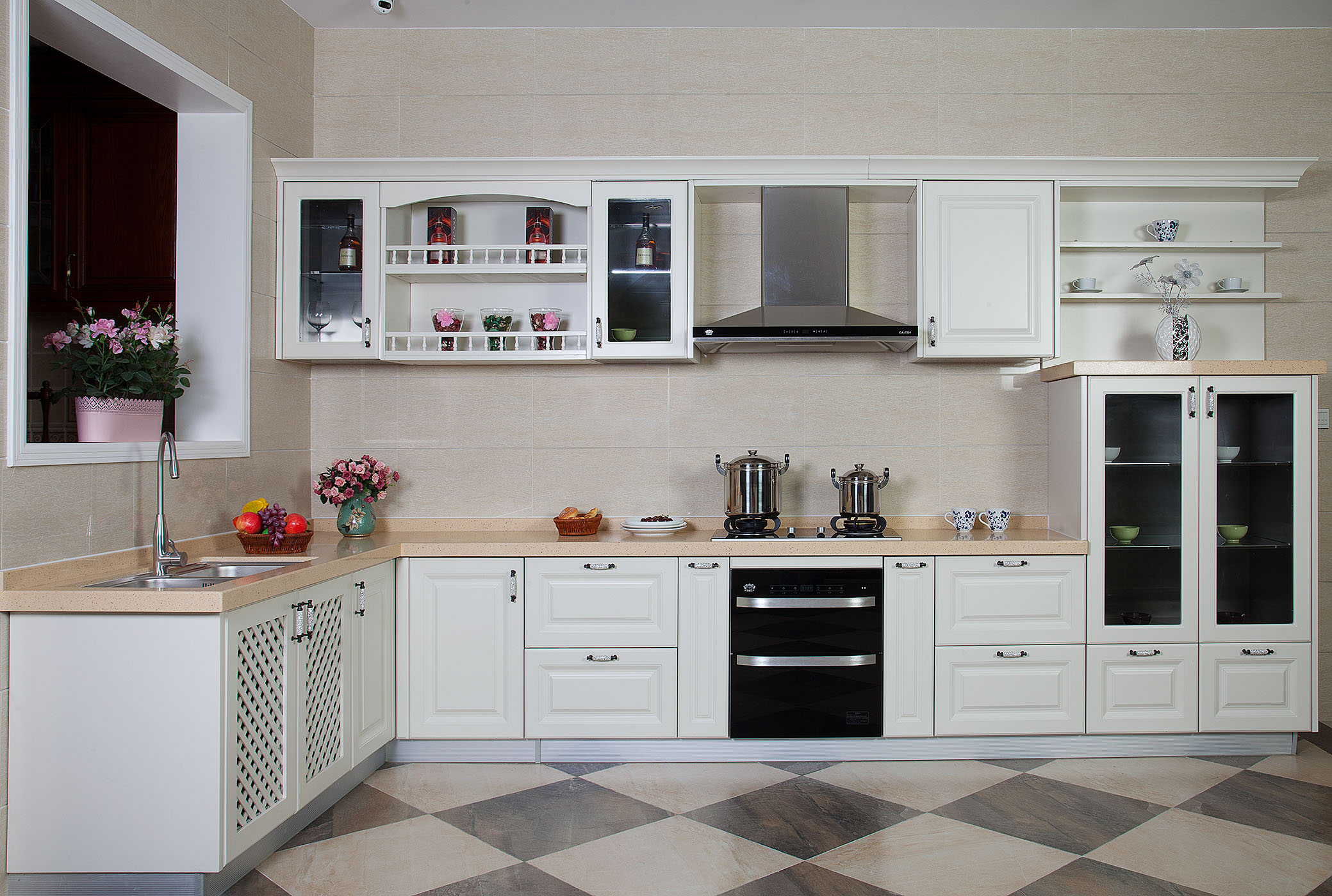 K8·凯发：不锈钢橱柜这样设计让您彻底告别脏乱挤(图1)